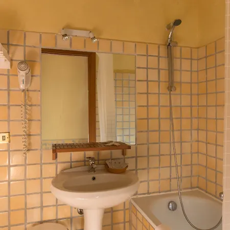 Antica Palmieri 3* روما